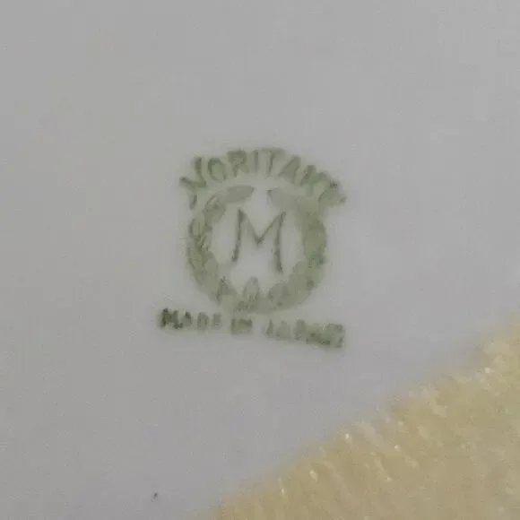 Noritake Hand Painted Scenic Plate w Nut Dishes Japan Set - Picture 5 of 5